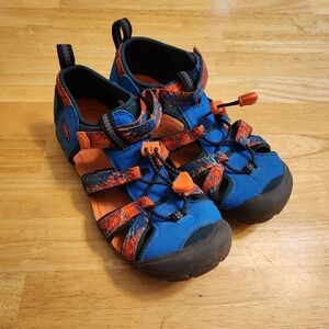 Kids Keen Hiking Sandals
